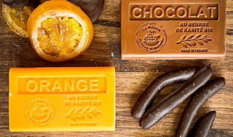 L'odeur d'orange et de chocolat s'invite dans votre boutique de savon à Villefranche-sur-Saône.