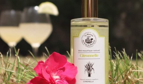 La Maison du Savon de Marseille vous présente son spray anti-moustique à la citronnelle pour cet été.